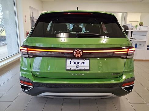 New 2026 Volkswagen Taos SE AWD/4WD image 7