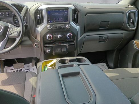 Used 2021 GMC Sierra 1500 Elevation w/ X31 Off-Road Package AWD/4WD image 12