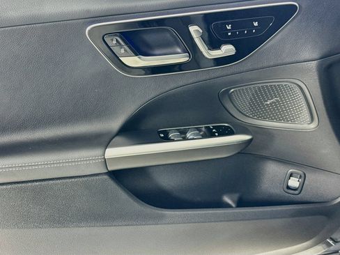 Certified 2025 Mercedes-Benz C 300 Sedan image 18
