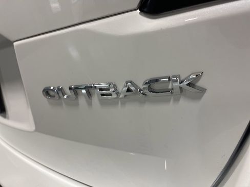 Used 2023 Subaru Outback Premium AWD/4WD image 37