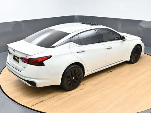 Used 2020 Nissan Altima 2.5 SL image 9
