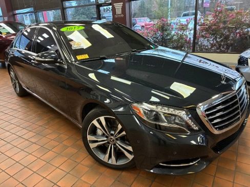 Used 2017 Mercedes-Benz S 550 4MATIC image 1