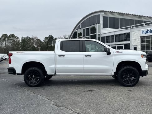 Used 2025 Chevrolet Silverado 1500 LT Trail Boss w/ LT Trail Boss Premium Package image 11