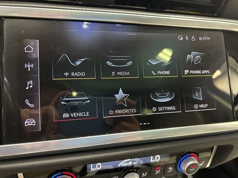 Used 2023 Audi Q3 2.0T Premium image 18