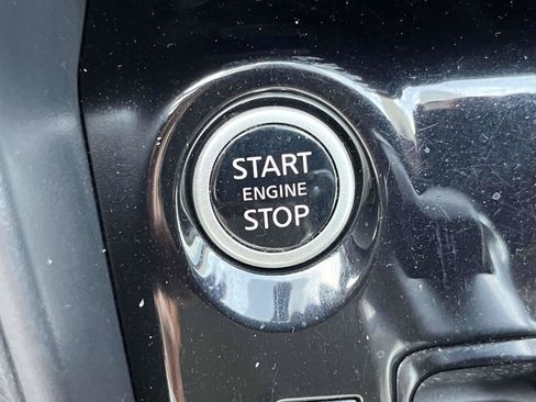 Used 2022 Nissan Kicks S w/ Interior Electronics Package FWD image 17