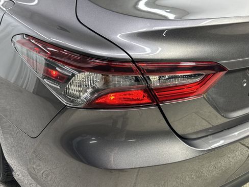 Used 2024 Toyota Camry LE image 28