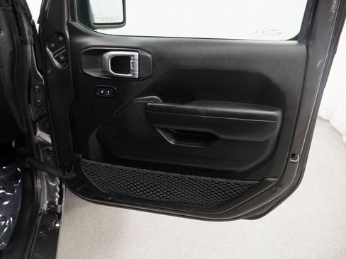 Used 2024 Jeep Wrangler Unlimited w/ Convenience Group image 46