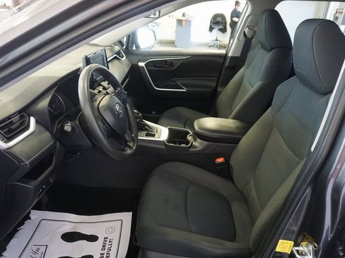Certified 2022 Toyota RAV4 LE image 17