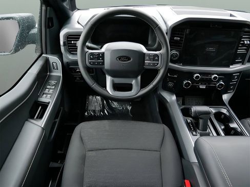 Used 2025 Ford F150 XLT w/ Equipment Group 302A MID image 13