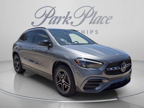 Certified 2025 Mercedes-Benz GLA 250 image 7