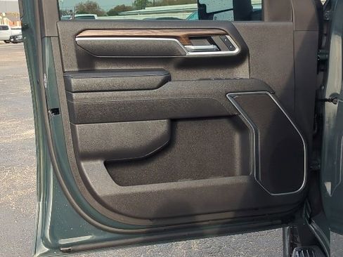 Used 2025 Chevrolet Silverado 2500 LT w/ Texas Edition image 14