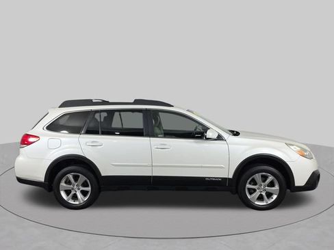 Used 2014 Subaru Outback 2.5i Limited w/ Moonroof Package AWD/4WD image 41