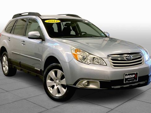 Used 2012 Subaru Outback 2.5i Premium w/ All-Weather Pkg image 2