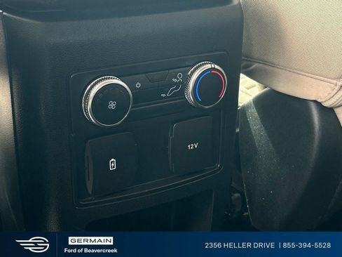 Used 2021 Ford Explorer XLT AWD/4WD image 28