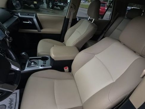 Used 2023 Toyota 4Runner SR5 Premium w/ Moonroof Package RWD image 29