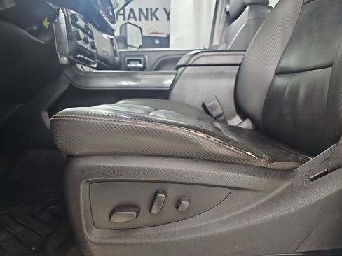 Used 2018 GMC Sierra 2500 SLT w/ All Terrain HD Package AWD/4WD image 33
