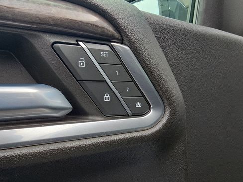 Used 2022 Chevrolet Silverado 1500 LTZ w/ Technology Package image 17