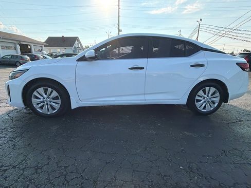 Used 2025 Nissan Sentra S FWD image 4