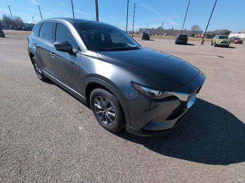 Used 2023 MAZDA CX-9 Touring image 1