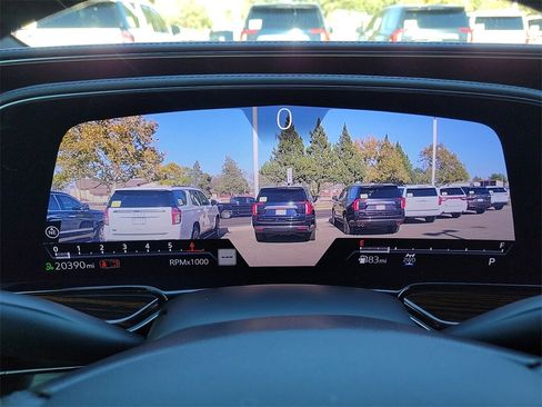 Used 2022 Cadillac Escalade ESV Luxury image 23