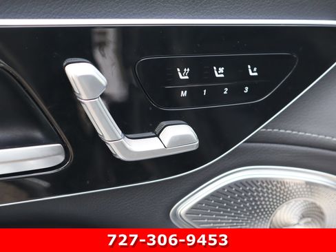 Certified 2023 Mercedes-Benz EQS 580 4MATIC SUV w/ Exclusive Trim Package image 16
