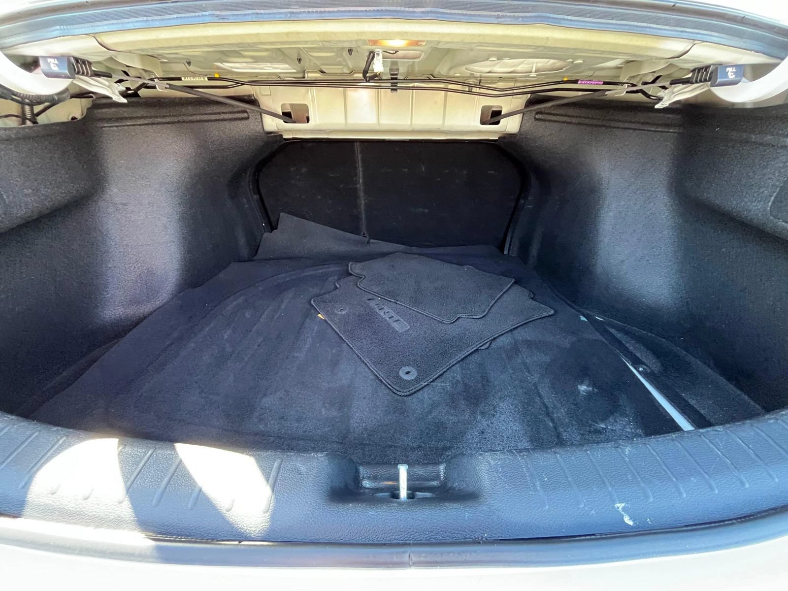 Used 2023 Kia Forte LXS w/ LXS Technology Package FWD image 7