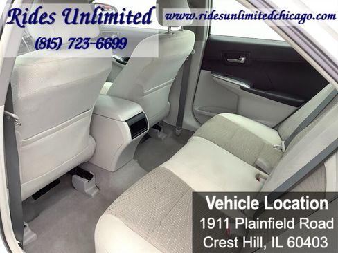 Used 2012 Toyota Camry LE FWD image 25