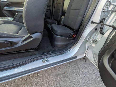 Used 2017 Chevrolet Colorado LT w/ LT Convenience Package AWD/4WD image 22