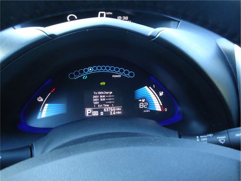 Used 2015 Nissan Leaf SV w/ LED & Quick Charge Package FWD image 24