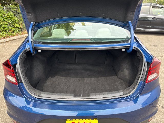 Used 2020 Hyundai Elantra SE FWD image 10