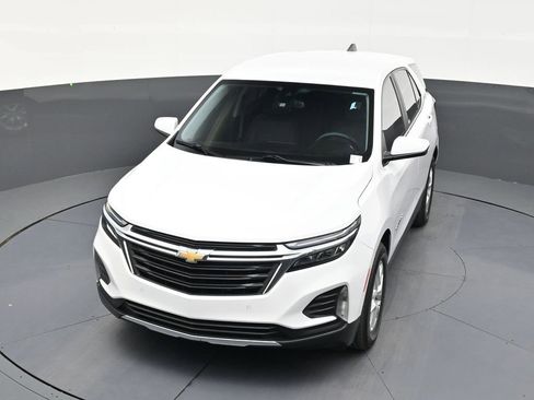 Used 2024 Chevrolet Equinox LT FWD image 19
