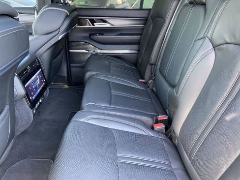 Used 2024 Jeep Grand Wagoneer Series II w/ Quick Order Packagew 28T image 22