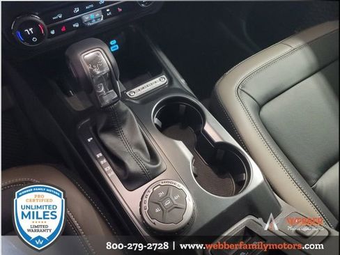 New 2025 Ford Bronco Outer Banks image 18