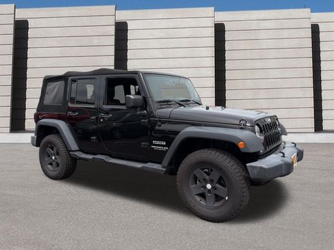 Used 2017 Jeep Wrangler Unlimited Sport w/ Quick Order Package 23S AWD/4WD image 6