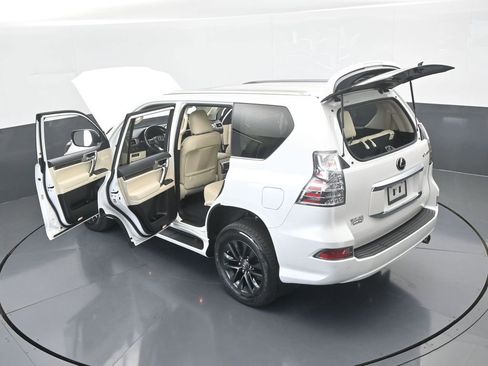 Used 2023 Lexus GX 460 Premium image 74