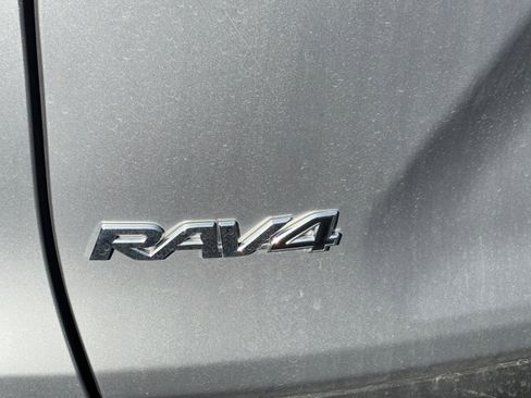 Certified 2019 Toyota RAV4 XLE Premium image 9