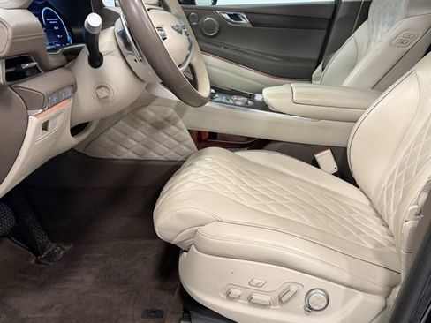 Used 2023 Genesis GV80 3.5T w/ Cargo Package image 10