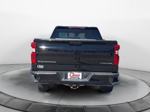 Used 2022 Chevrolet Silverado 1500 Custom AWD/4WD image 8