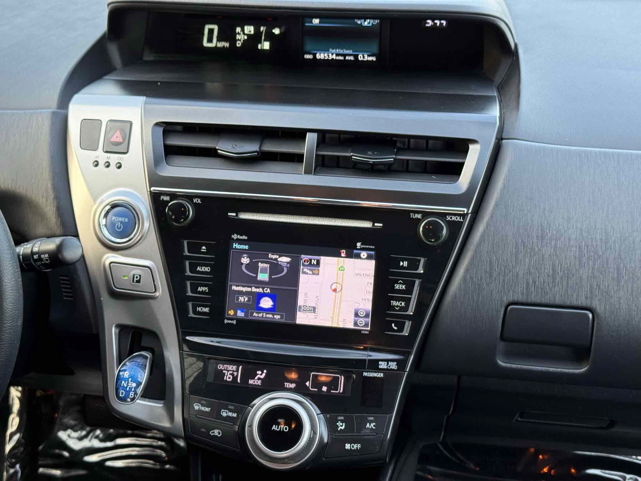 Used 2017 Toyota Prius V Four FWD image 61