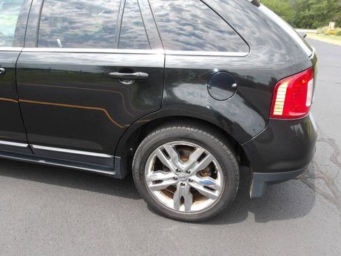 Used 2013 Ford Edge Limited FWD image 32