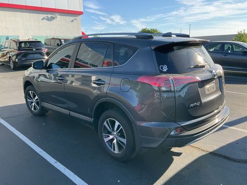 Used 2017 Toyota RAV4 XLE image 8