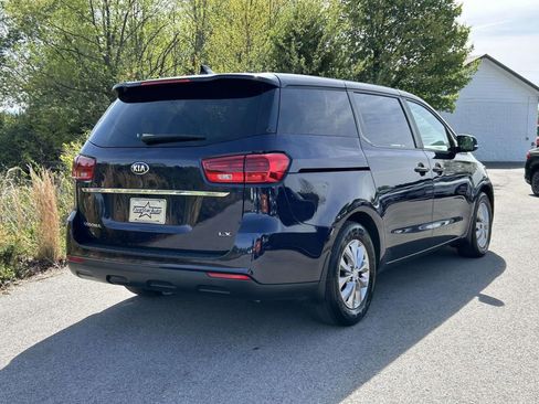 Used 2021 Kia Sedona LX FWD image 3