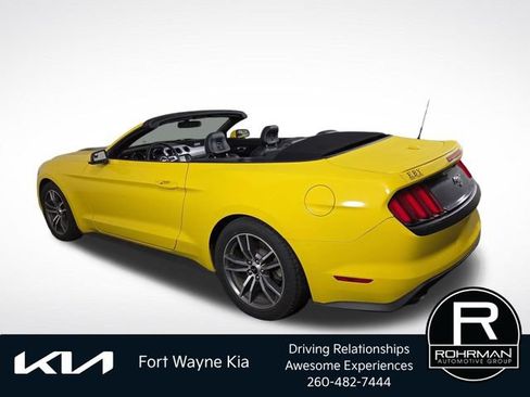 Used 2016 Ford Mustang Premium RWD image 10