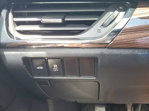 Used 2015 Toyota Avalon XLE FWD image 23