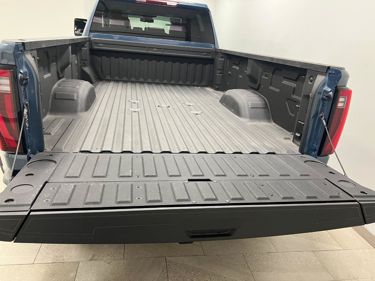 Used 2026 GMC Sierra 3500 Pro w/ 1SA Pro Safety Plus Package AWD/4WD image 19