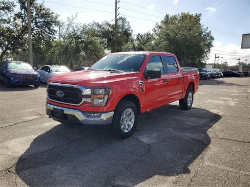 Used 2023 Ford F150 XLT image 4