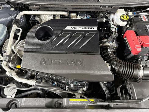 Used 2024 Nissan Rogue SL FWD image 39