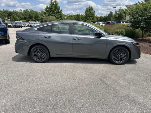 New 2026 Nissan Sentra SV w/ SV Convenience Package FWD image 8