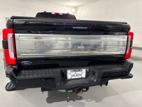 Used 2024 Ford F450 Platinum AWD/4WD image 7