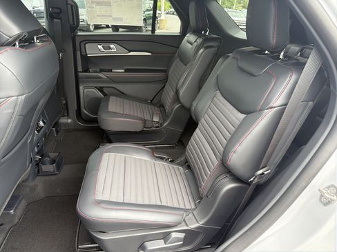 New 2026 Ford Explorer ST-Line AWD/4WD image 13
